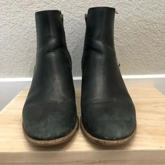 Madewell Regan Black Leather Pull On Heeled Ankle Booties 8 - Picture 6 of 9